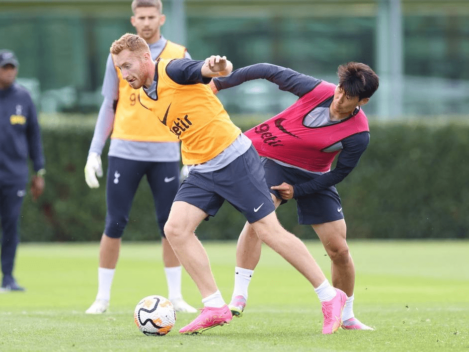 崛起！诺里斯打破了红牛和梅奔自10年起对世界冠军的垄断