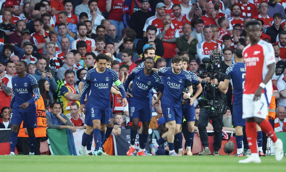 英超前瞻：热刺盼摆脱主场虫形象，曼联做客欲报4杀之仇