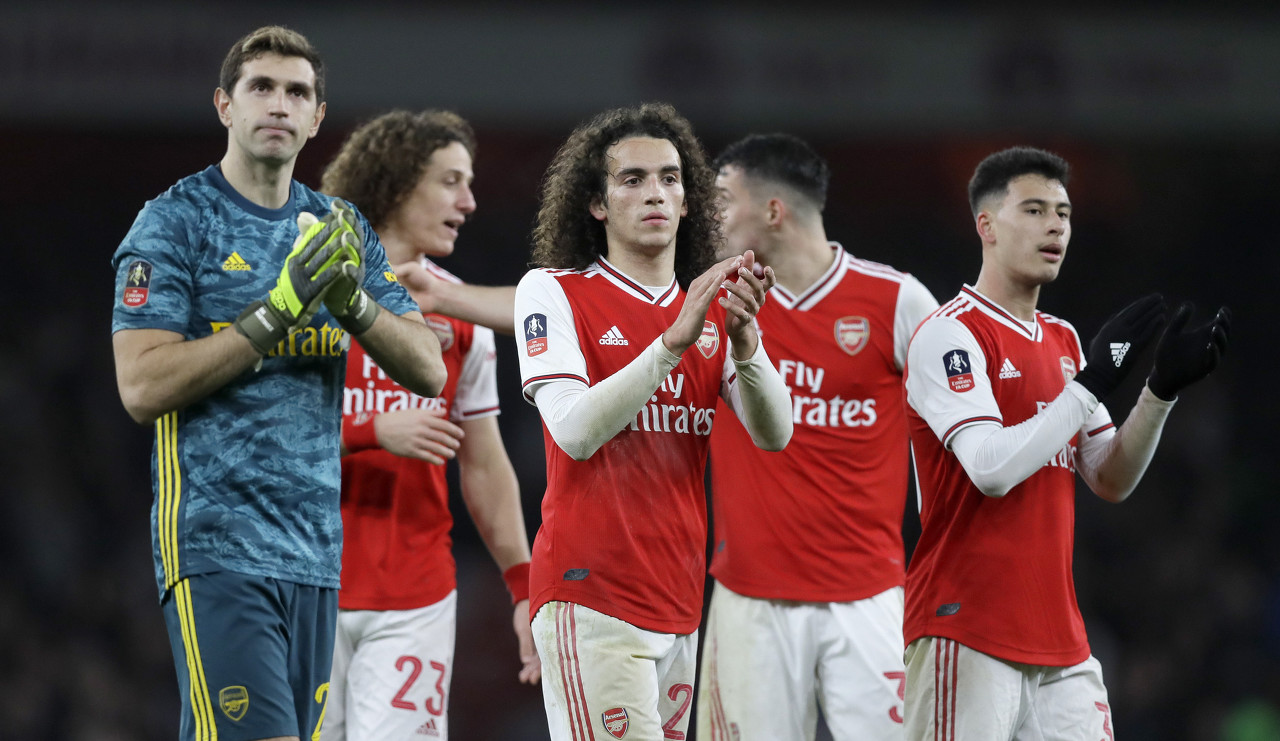 迪巴拉来博卡？帕雷德斯：我们期待他来，但不会干涉他的决定