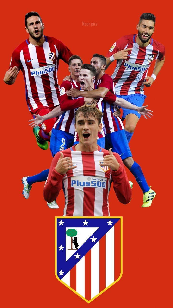 重庆两江新区十联屏打出多个宣传语，庆祝重庆铜梁龙冲超成功