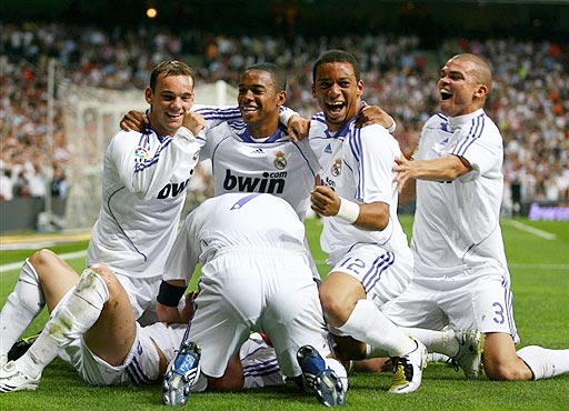 快船遗憾败给灰熊，球星关键时刻掉链子，祖巴茨表现明显下滑，保罗无责