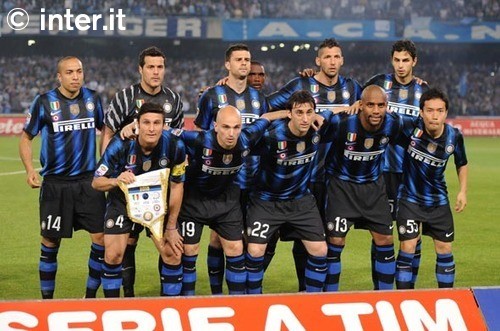 海港夺冠历程：上半程排第4，对BIG4仅取1分；下半程11胜2平2负