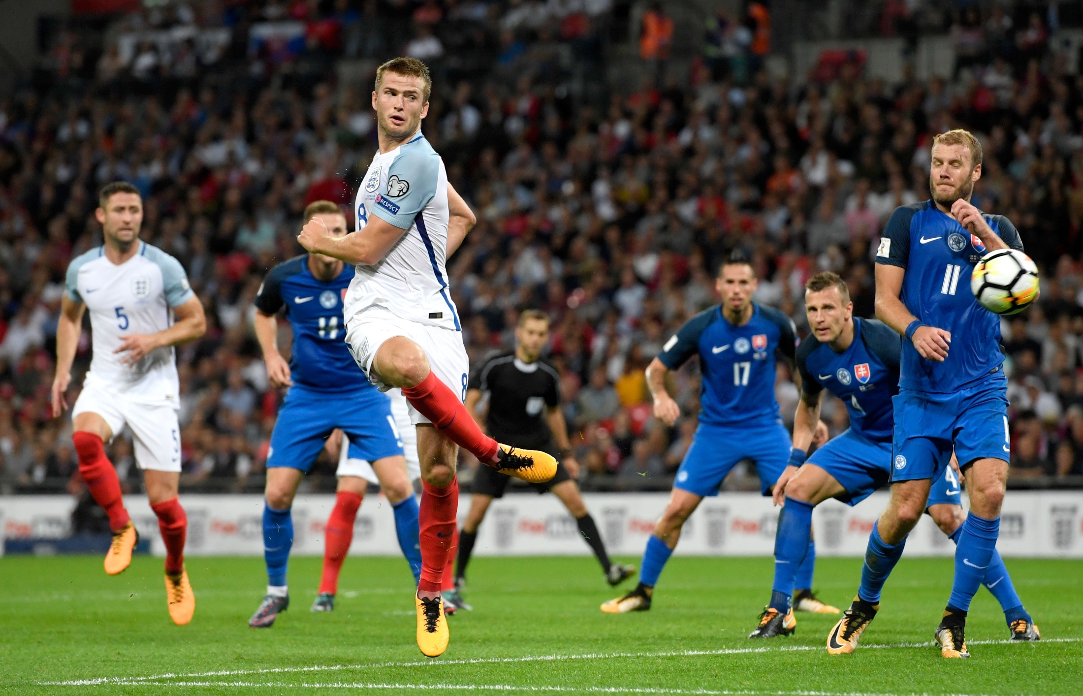 这后撤步跳投太无解