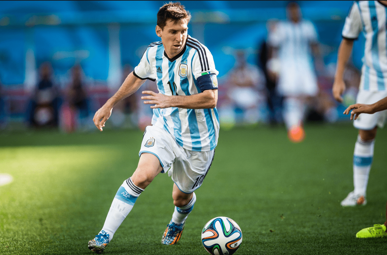 马拉多纳之子：孔蒂是足坛最成功的教练之一，批评他很荒谬