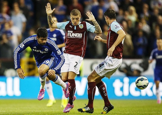 巴列卡诺客队更衣室设施简陋，波兰球队波兹南莱赫发视频吐槽