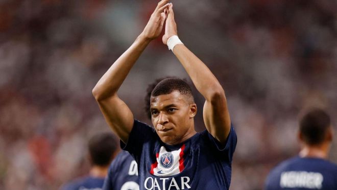 今年的欧冠就看到这！2025年欧冠全部比赛战罢，明年1月重启