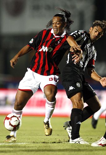 紫百合主席：俱乐部从未被挂牌出售，我们应团结一致共度难关