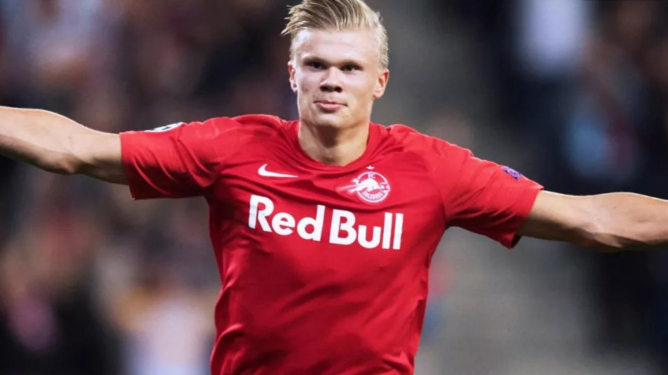 新变化！王曼昱“双杀”孙颖莎两技术精进明显，冲击洛杉矶增筹码