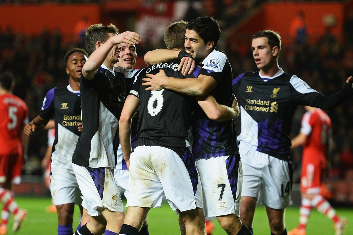 球员：你敢信？我都没看球门